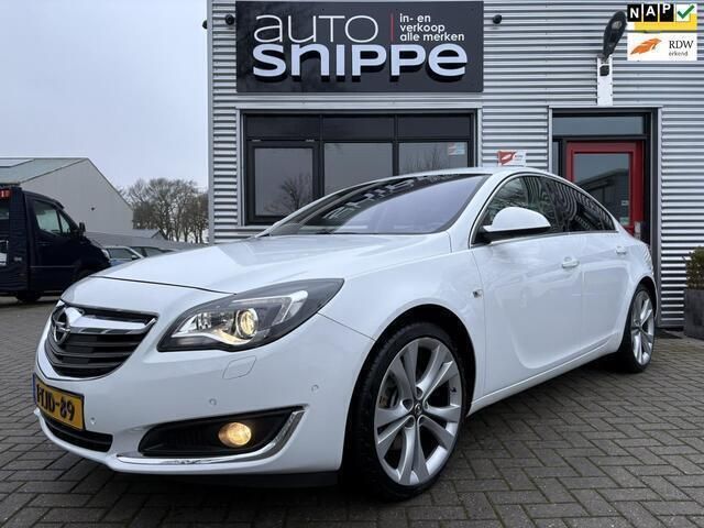 Wit Gebruikt 2014 Opel Insignia Cosmo Sedan | € 11.450 (Eerlijke prijs) - Afbeelding 1/4
