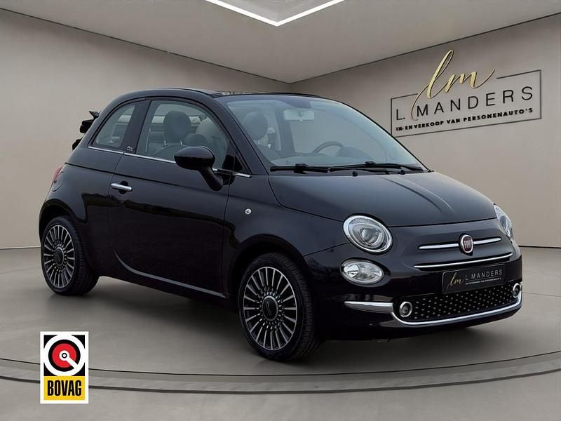 Zwart (metallic) Occasion 2019 Fiat 500C Lounge Cabriolet | € 14.995 (Iets duurder) - Afbeelding 1/4