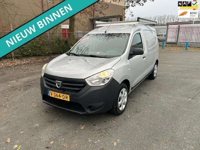 Zilver Gebruikt 2017 Dacia Dokker Ambiance Van | € 4.749 (Goede deal) - Afbeelding 1/4