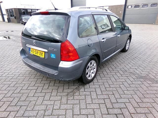 Occasion Peugeot 307 109 PK (80 kW) 2006 Grijs (metallic) Stationwagen