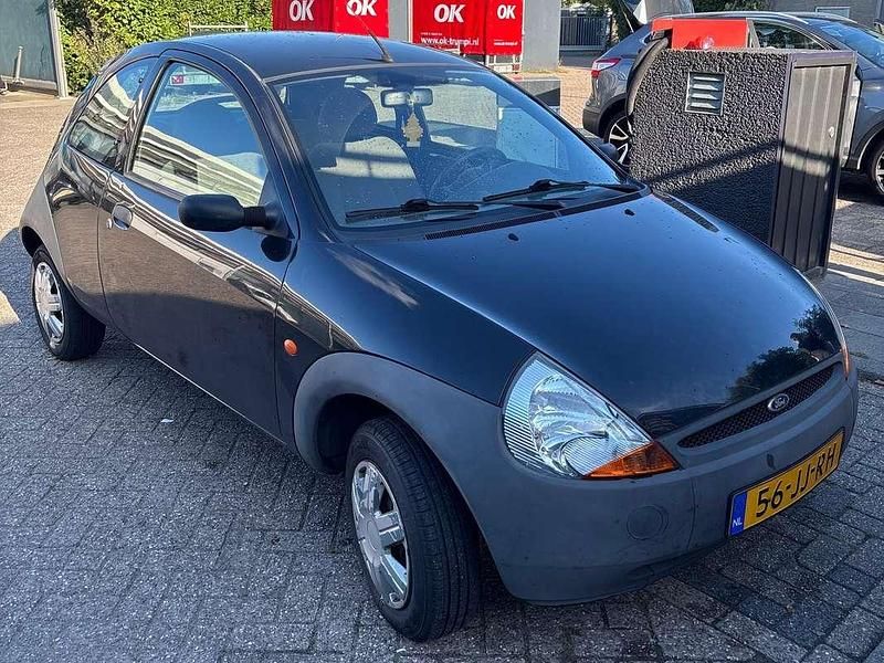 Zwart Gebruikt 2002 Ford Ka Style Hatchback | € 1.000 (Eerlijke prijs) - Afbeelding 1/4