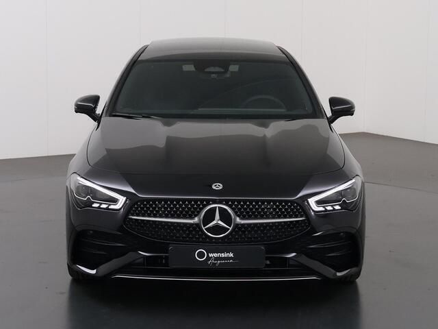 Nieuw Mercedes CLA180 Business 218 PK (160 kW) 2025 Zwart Sedan
