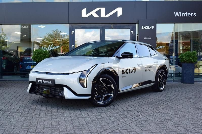 Occasion Kia EV4 GT 150 kW (204 PK) 2025 Zilver Hatchback