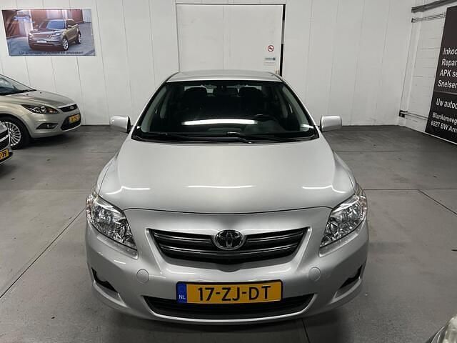 Occasion Toyota Corolla Luna 124 PK (91 kW) 2008 Grijs Sedan