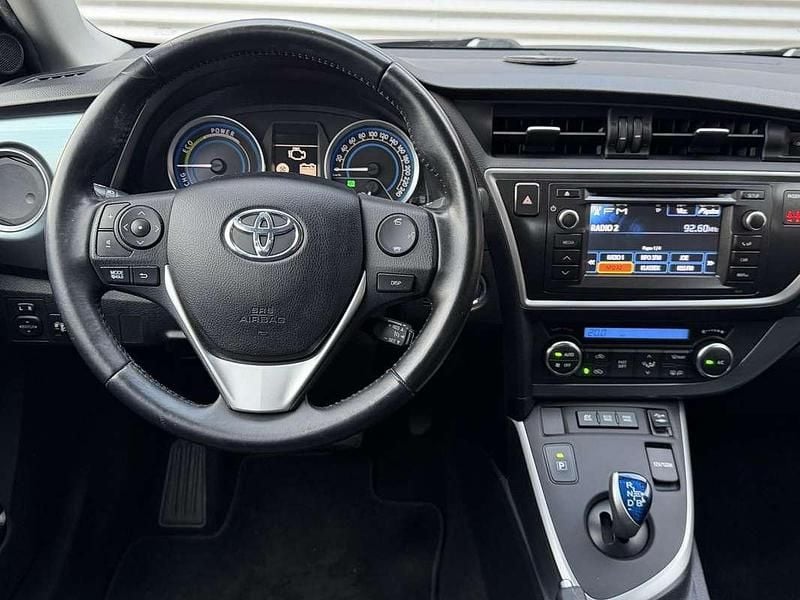 Occasion Toyota Auris Hybrid 136 PK (100 kW) 2013 Bruin Hatchback