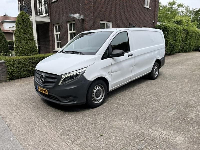 Gebruikt 2015 Mercedes Vito Sedan | € 6.500 (Super prijs) - Afbeelding 1/4