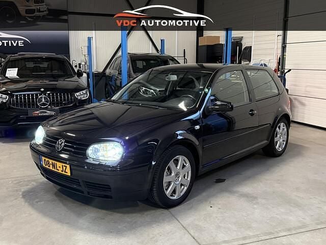 Zwart Gebruikt 2003 VW Golf IV Hatchback | € 9.950 - Afbeelding 1/3