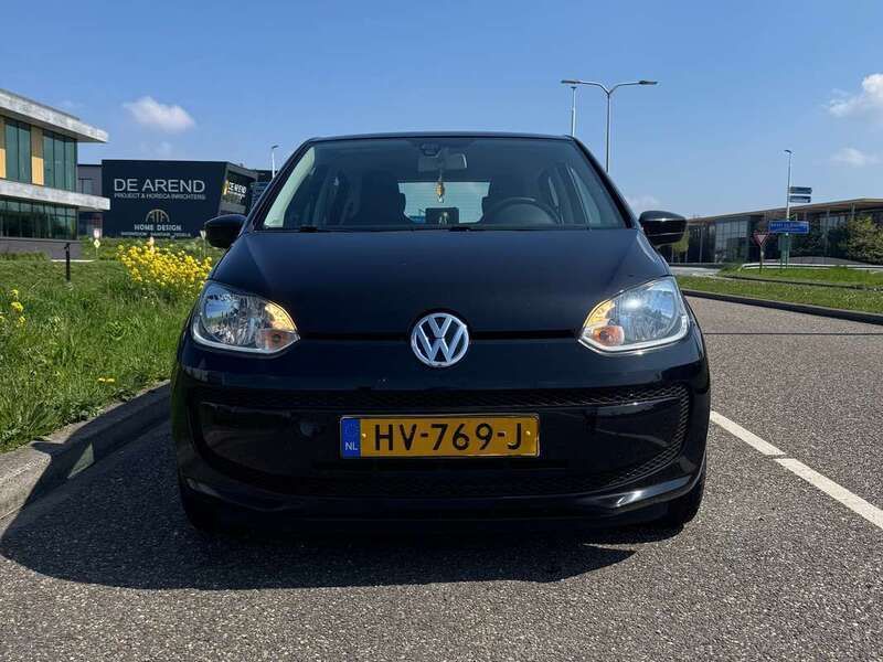 Zwart Gebruikt 2016 VW up! Move Hatchback | € 3.250 - Afbeelding 1/4