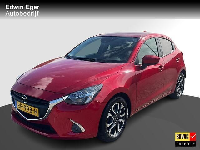 Rood Gebruikt 2018 Mazda 2 Dynamic Hatchback | € 12.900 (Eerlijke prijs) - Afbeelding 1/3