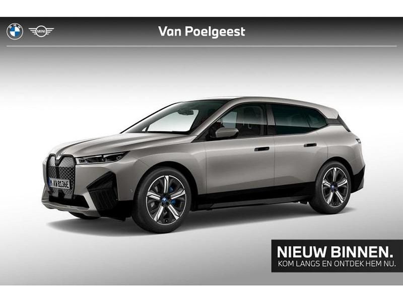 Grijs Gebruikt 2024 BMW iX Performance SUV | € 56.800 (Iets duurder) - Afbeelding 1/3