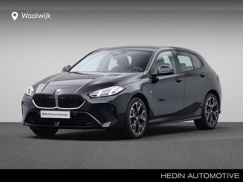 Zwart Gebruikt 2024 BMW 120 Sport Line Hatchback | € 34.880 (Duur) - Afbeelding 1/4