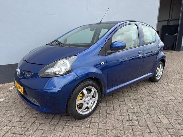 Blauw Gebruikt 2007 Toyota Aygo Hatchback | € 2.950 (Eerlijke prijs) - Afbeelding 1/4