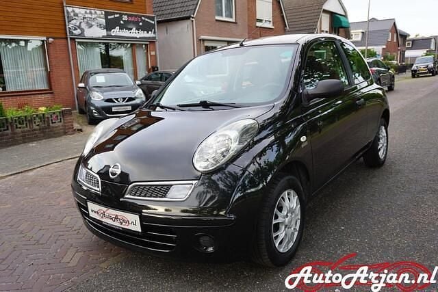 Zwart Gebruikt 2009 Nissan Micra Hatchback | € 2.250 (Eerlijke prijs) - Afbeelding 1/4