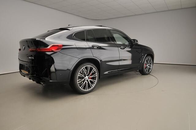 Nieuw BMW X4 M Sport 387 PK (284 kW) 2025 Zwart (metallic) SUV