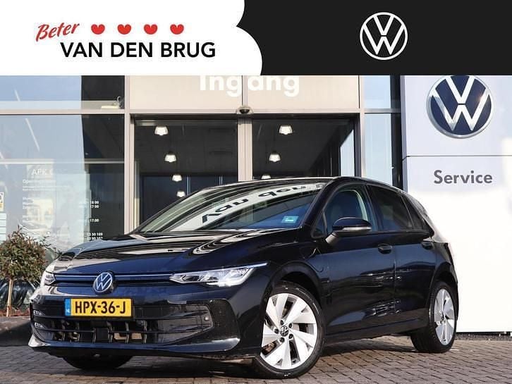 Occasion 2025 VW e-Golf Edition Hatchback | € 33.900 (Eerlijke prijs) - Afbeelding 1/4