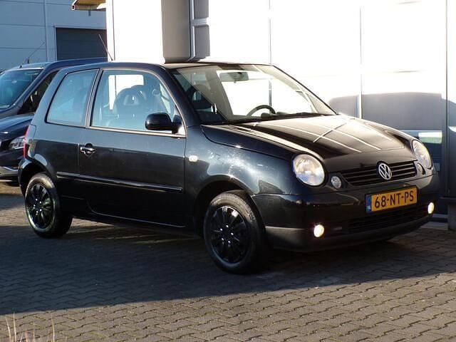 Zwart Gebruikt 2004 VW Lupo Sportline Hatchback | € 1.395 (Eerlijke prijs) - Afbeelding 1/4