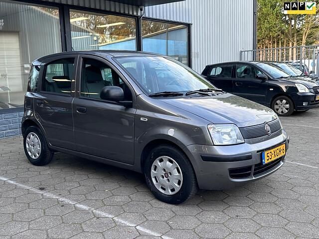 Grijs (metallic) Gebruikt 2012 Fiat Panda Classica Hatchback | € 2.850 (Goede deal) - Afbeelding 1/4