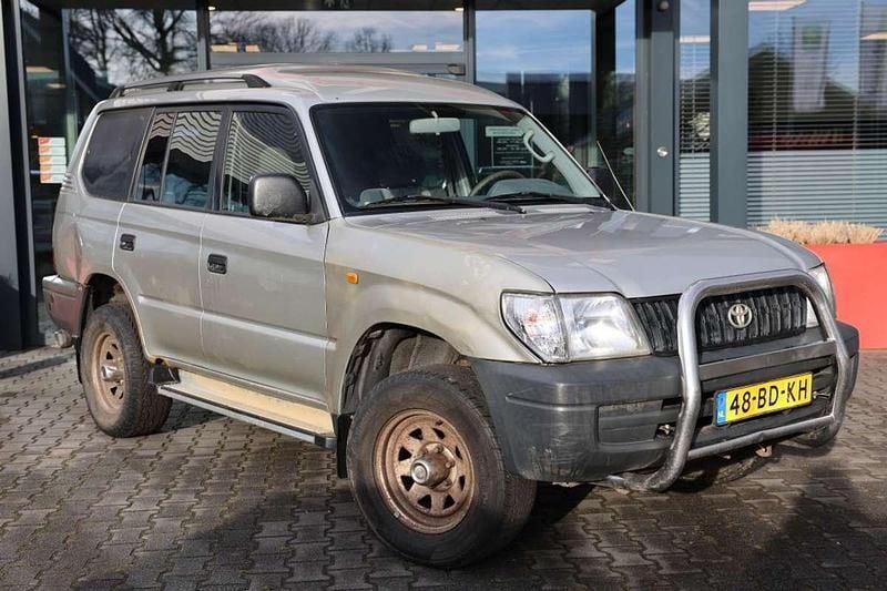 Grijs Occasion 2002 Toyota Land Cruiser Van | € 3.995 (Super prijs) - Afbeelding 1/4