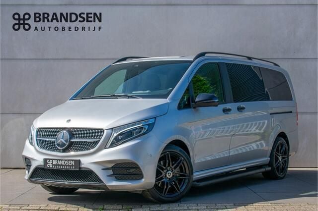 Grijs Gebruikt 2022 Mercedes V300 Avantgarde Edition MPV | € 54.900 (Super prijs) - Afbeelding 1/4