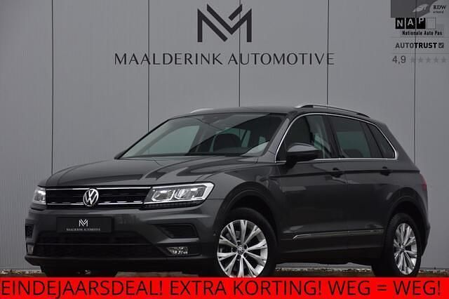 Grijs Gebruikt 2019 VW Tiguan Comfortline SUV | € 26.940 (Super prijs) - Afbeelding 1/4