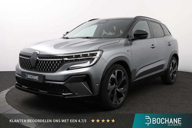 Grijs Occasion 2025 Renault Austral Techno Esprit Alpine SUV | € 38.195 (Eerlijke prijs) - Afbeelding 1/4