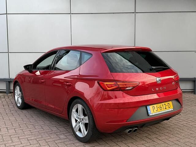Occasion Seat Leon FR 150 PK (110 kW) 2017 Rood (metallic) Hatchback