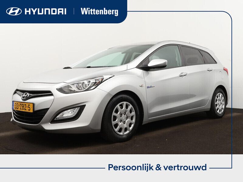 Grijs Gebruikt 2012 Hyundai i30 Stationwagen | € 8.900 (Iets duurder) - Afbeelding 1/4