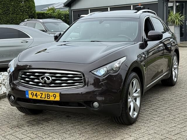 Paars Gebruikt 2011 Infiniti Fx37 SUV | € 16.950 - Afbeelding 1/4
