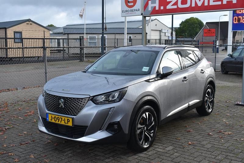 Grijs Gebruikt 2020 Peugeot e-2008 Allure SUV | € 15.750 (Eerlijke prijs) - Afbeelding 1/4