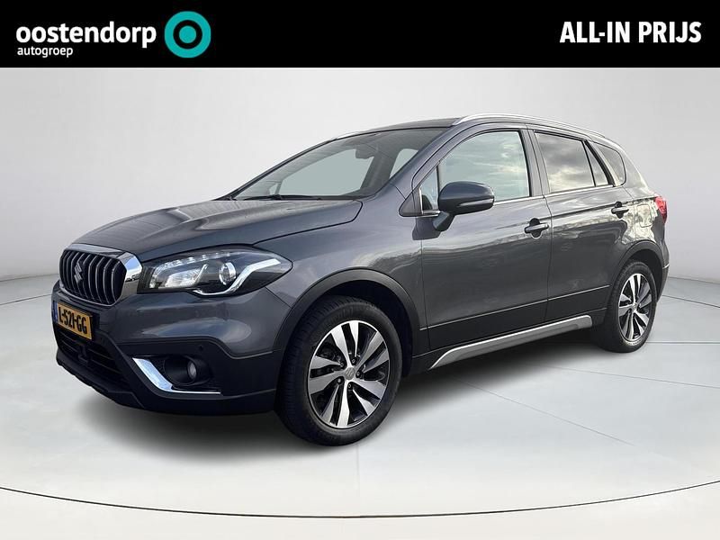 Grijs Gebruikt 2021 Suzuki SX4 S-Cross Style SUV | € 22.950 (Eerlijke prijs) - Afbeelding 1/4