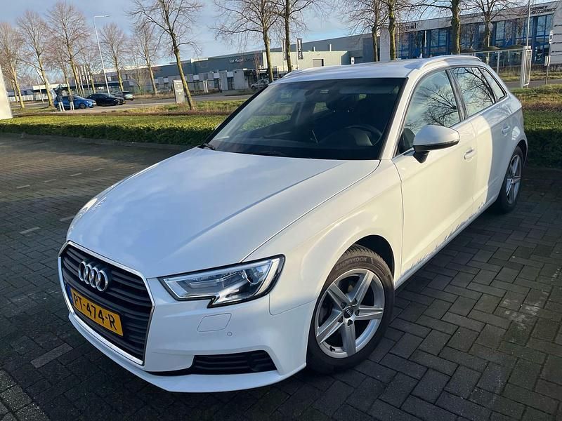 Occasion Audi A3 Sportback S-Line 150 PK (110 kW) 2017 Wit Hatchback