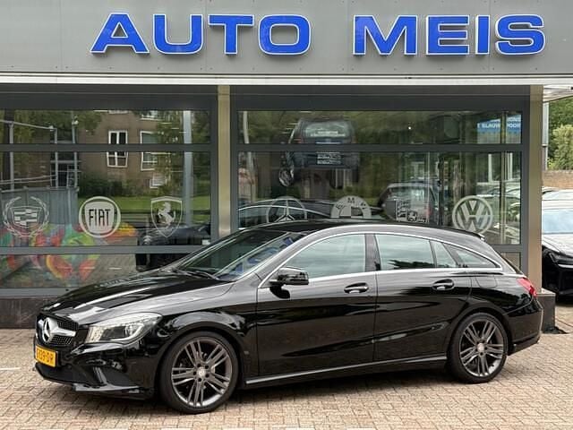 Zwart Gebruikt 2015 Mercedes CLA180 Prestige Sedan | € 15.495 (Goede deal) - Afbeelding 1/4