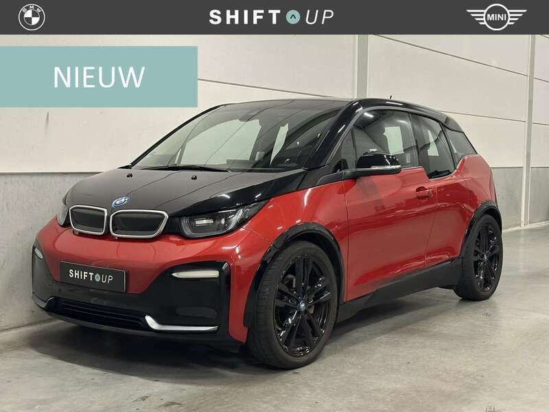 Rood, metallic lak Gebruikt 2017 BMW i3 Comfort Edition Hatchback | € 15.940 (Eerlijke prijs) - Afbeelding 1/3