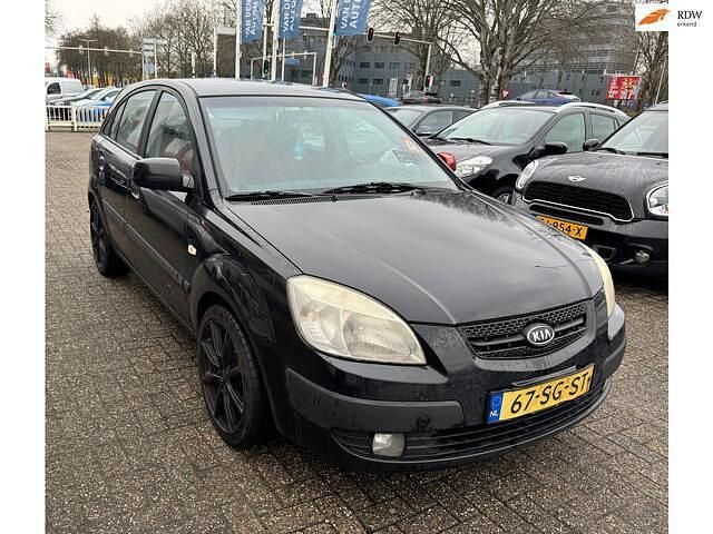 Occasion Kia Rio 112 PK (82 kW) 2006 Zwart Hatchback