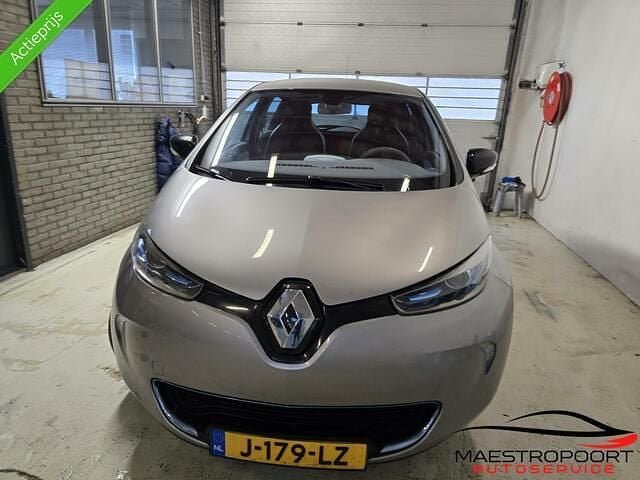Grijs Gebruikt 2014 Renault Zoe Intens Hatchback | € 2.300 (Super prijs) - Afbeelding 1/4