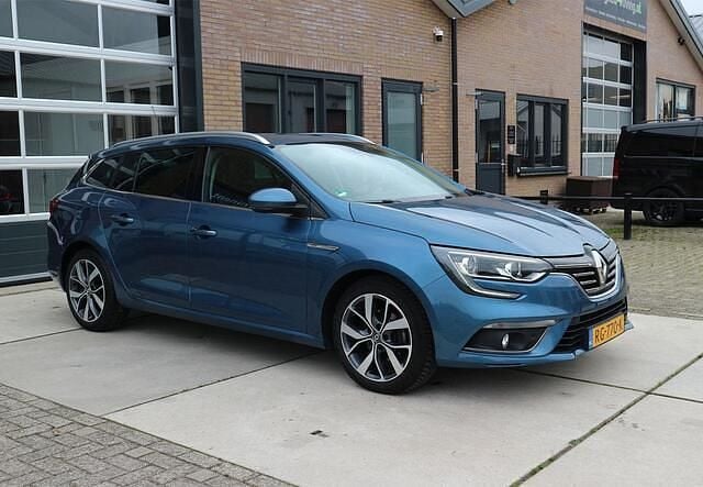 Occasion Renault Mégane GrandTour Bose Edition 110 PK (80 kW) 2017 Blauw Stationwagen