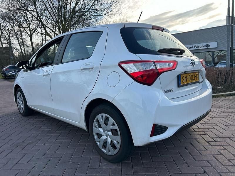 Occasion Toyota Yaris Hybrid 101 PK (74 kW) 2018 Wit Hatchback