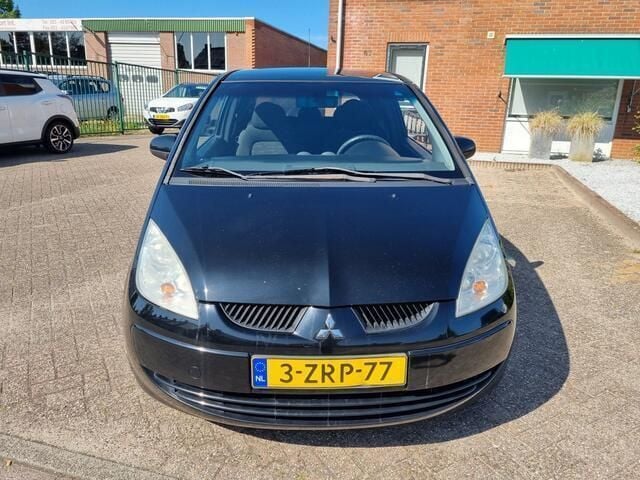 Zwart Gebruikt 2006 Mitsubishi Colt Inform Hatchback | € 1.399 (Goede deal) - Afbeelding 1/4