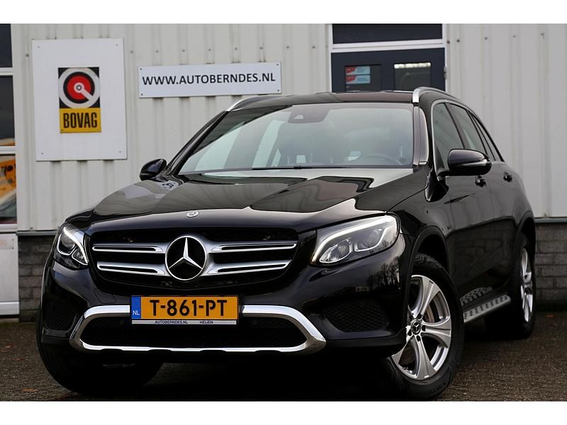 Zwart Gebruikt 2018 Mercedes GLC350 Business SUV | € 24.900 (Super prijs) - Afbeelding 1/4