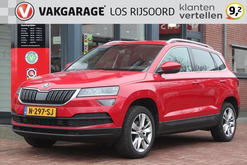 Rood Occasion 2022 Skoda Karoq Business Line SUV | € 22.695 (Goede deal) - Afbeelding 1/4