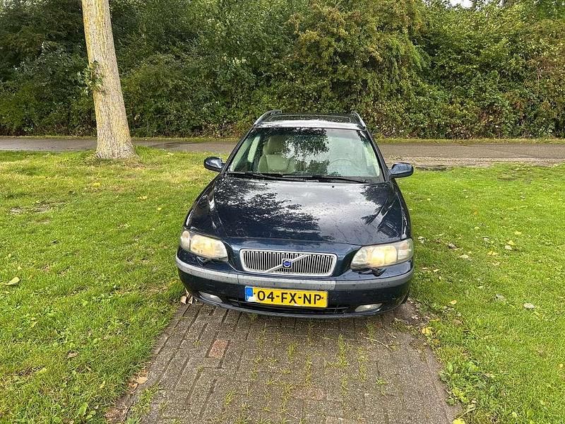 Blauw Gebruikt 2000 Volvo V70 Stationwagen | € 1.250 (Goede deal) - Afbeelding 1/4