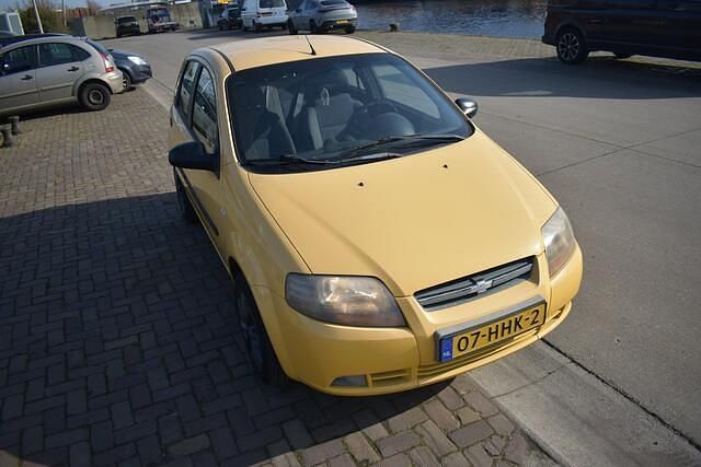 Occasion Chevrolet Kalos 72 PK (52 kW) 2008 Geel Hatchback