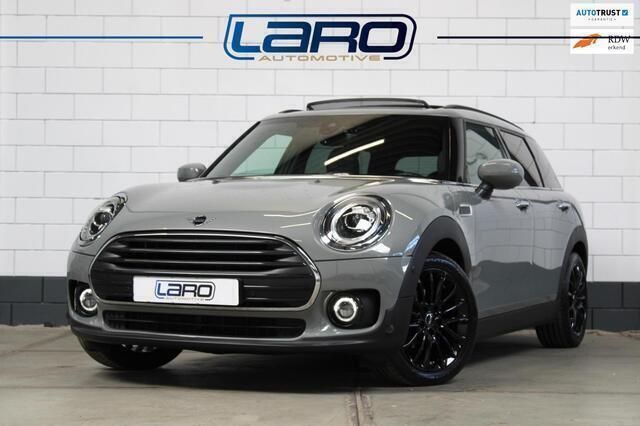 Grijs Gebruikt 2022 Mini One Clubman Business Stationwagen | € 27.900 (Duur) - Afbeelding 1/4
