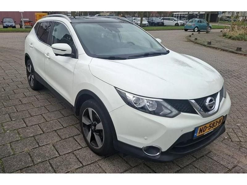 Wit Gebruikt 2017 Nissan Qashqai SUV | € 13.450 (Goede deal) - Afbeelding 1/1