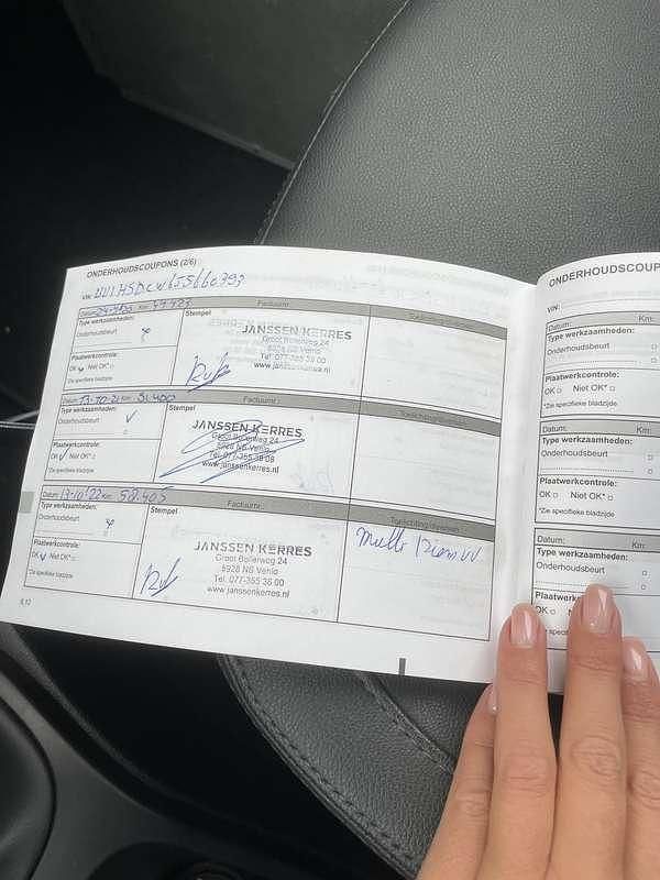 Grijs Gebruikt 2016 Dacia Duster Prestige SUV | € 12.950 (Duur) - Afbeelding 1/4