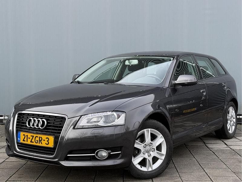 Occasion Audi A3 Attraction 105 PK (77 kW) 2012 Grijs Hatchback