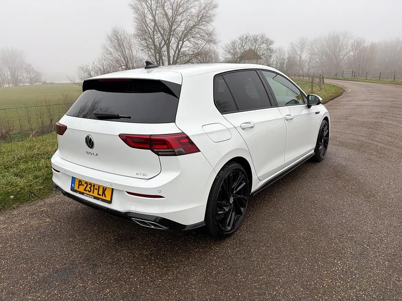 Occasion VW Golf VII Business 150 PK (110 kW) 2021 Wit Hatchback