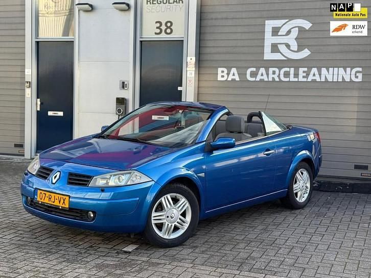Gebruikt 2005 Renault Mégane II Luxe | € 3.250 (Iets duurder) - Afbeelding 1/4