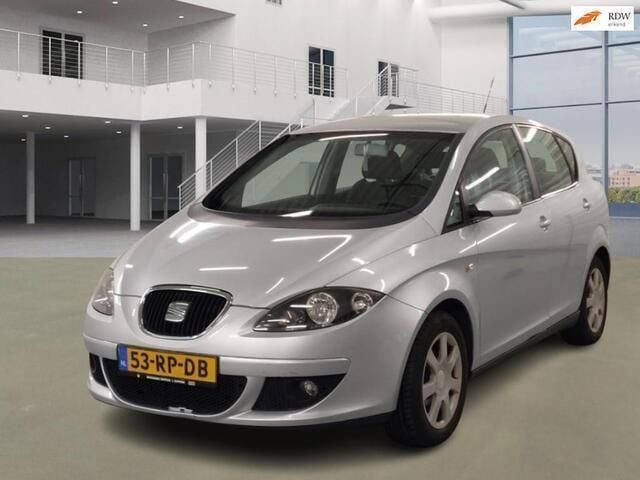 Grijs Gebruikt 2005 Seat Toledo Stylance Stationwagen | € 2.250 (Iets duurder) - Afbeelding 1/4