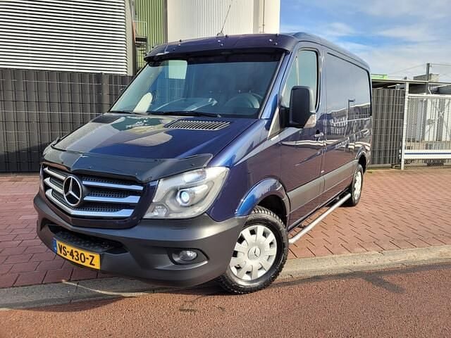 Blauw Gebruikt 2016 Mercedes Sprinter Van | € 20.999 (Eerlijke prijs) - Afbeelding 1/4